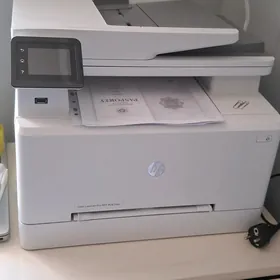 Принтер HP Color Laser Jet Pro