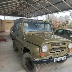UAZ 469 1995