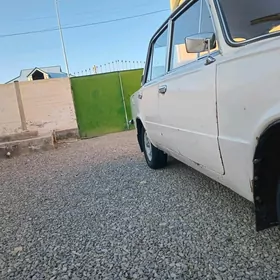 Lada 2104 1981