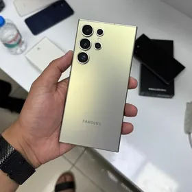 Samsung s24 Ultra 12/256gb