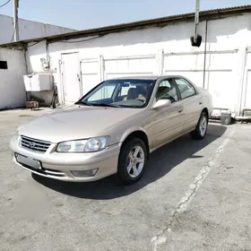 Toyota Camry 2001