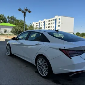 Hyundai Elantra 2021