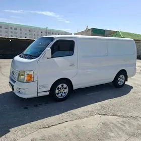 Nissan Urvan 2008