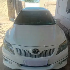 Toyota Camry 2010