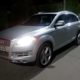 Audi Q7 2012