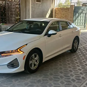 Kia K5 2021