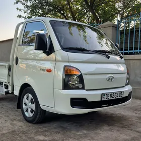 Kia Bongo 2012