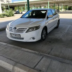 Toyota Camry 2011
