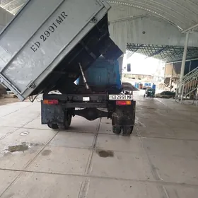 Gaz 53 1990
