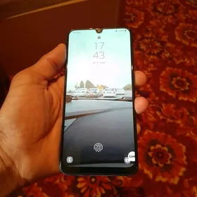 Samsung A50