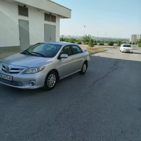 Toyota Corolla 2011