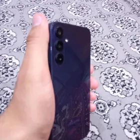 Samsung A15.  6/128GB