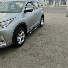Toyota Highlander 2018