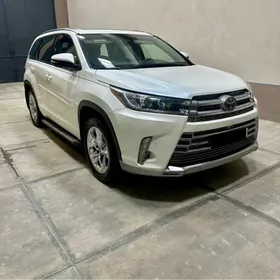 Toyota Highlander 2017