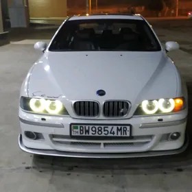 BMW E39 2001