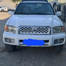 Nissan Pathfinder 2003