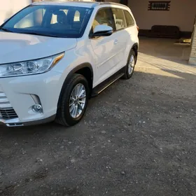 Toyota Highlander 2019