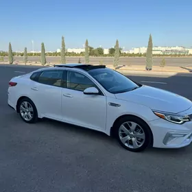Kia Optima 2020