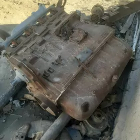 dwigatel T-75