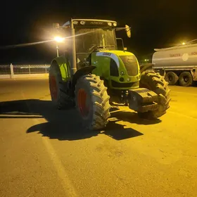 John Deere 2011