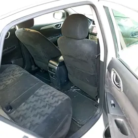 Nissan Sentra 2012