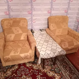 кресла 2 штук