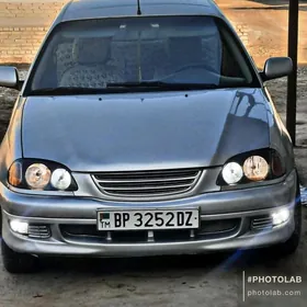 Toyota Avensis 1999