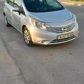 Nissan Versa 2013