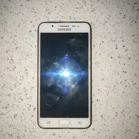 samsung j5  ⁶