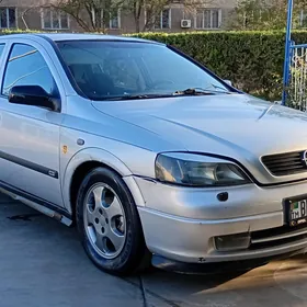Opel Astra 2000