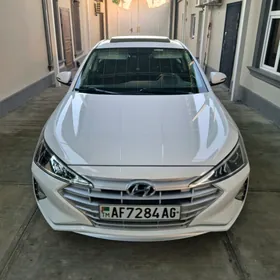 Hyundai Elantra 2019