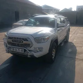 Toyota Tacoma 2016