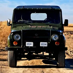 UAZ 469 2000