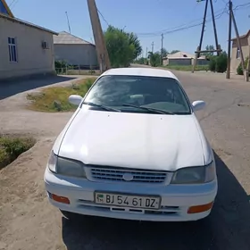 Toyota Corona 1996