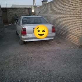 Opel Omega 1989