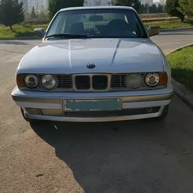 BMW 525 1989