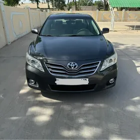 Toyota Camry 2010