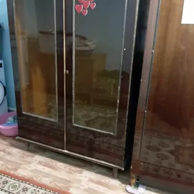 yuk gallyrlyan mebel