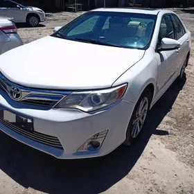 Toyota Camry 2013