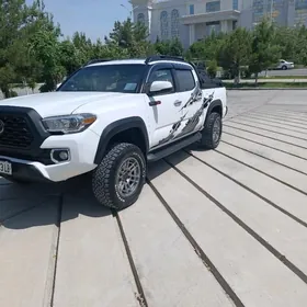 Toyota Tacoma 2018