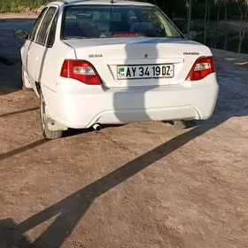 Daewoo Nexia 2010