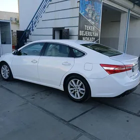 Toyota Avalon 2013