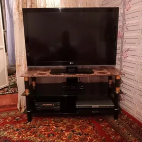 Lj televizor + podstavka