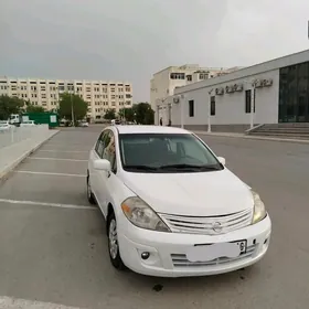 Nissan Versa 2010