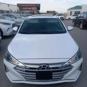 Hyundai Elantra 2020