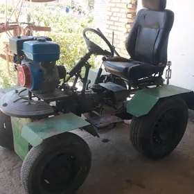 MTZ T-28 2003