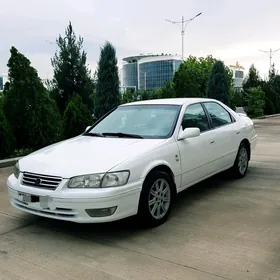 Toyota Camry 2000