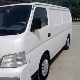 Nissan Urvan 2005