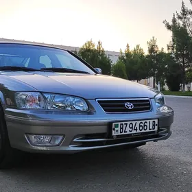 Toyota Camry 2000