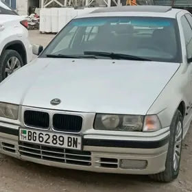 BMW 320 1993